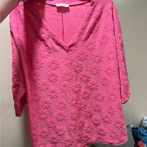 Boutique Textured Daisy V-Neck Top - Pink